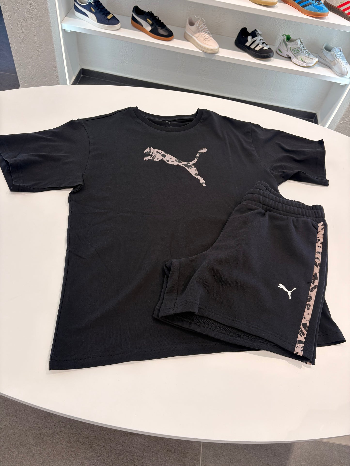 Coordinato puma TOTAL black logo animalier