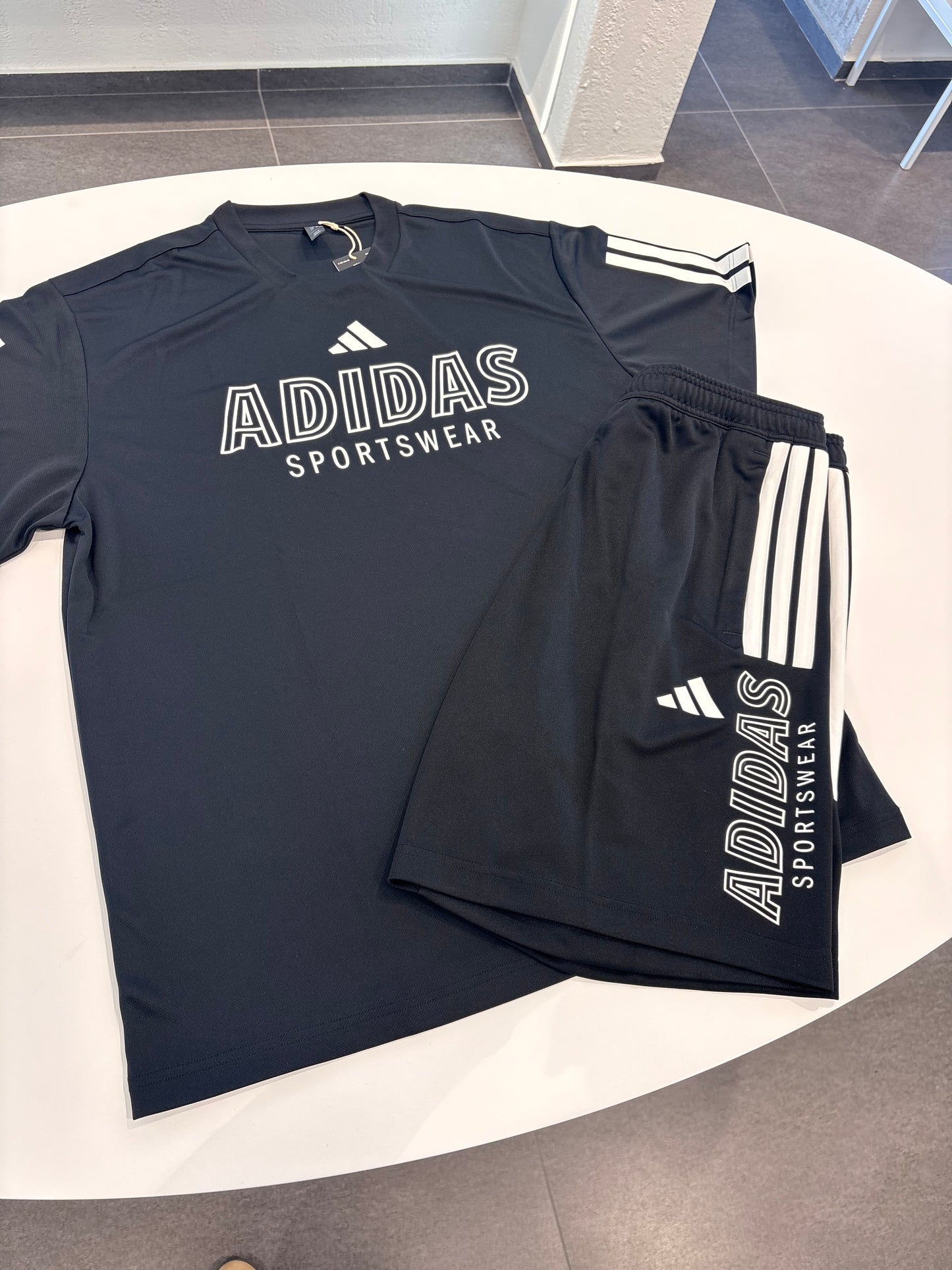 Coordinato Adidas Sportswear