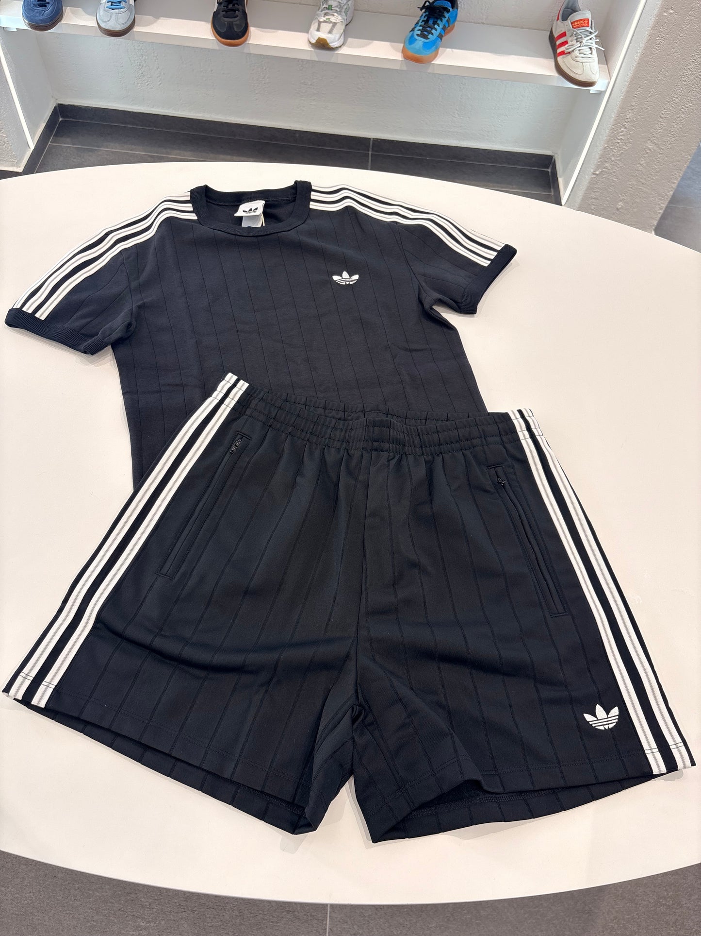 Coordinato Adidas pstripe firebird