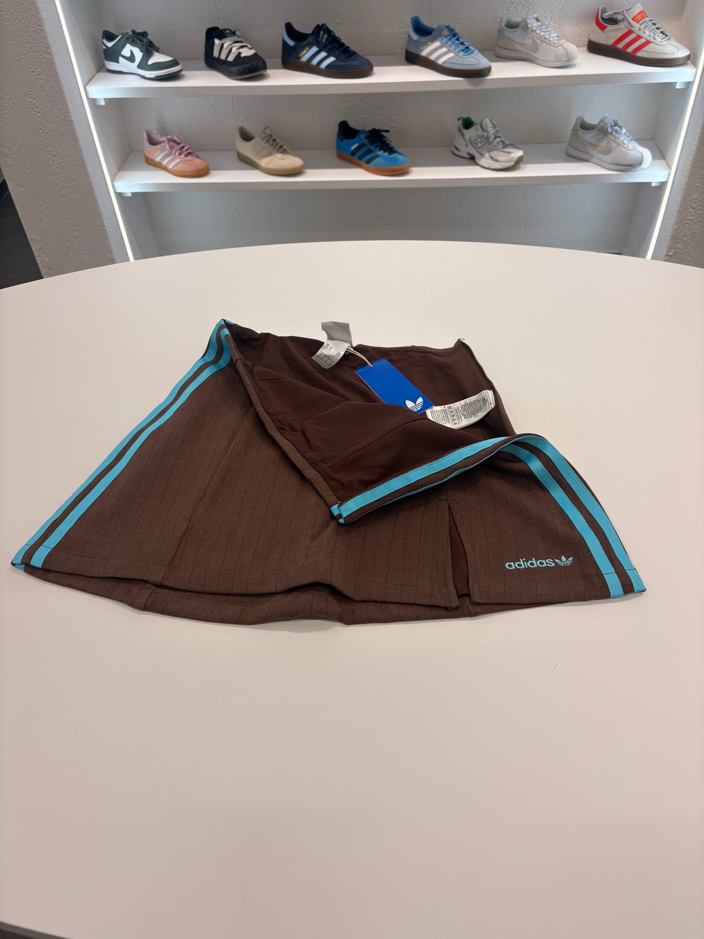 Gonna Adidas 3 stripes