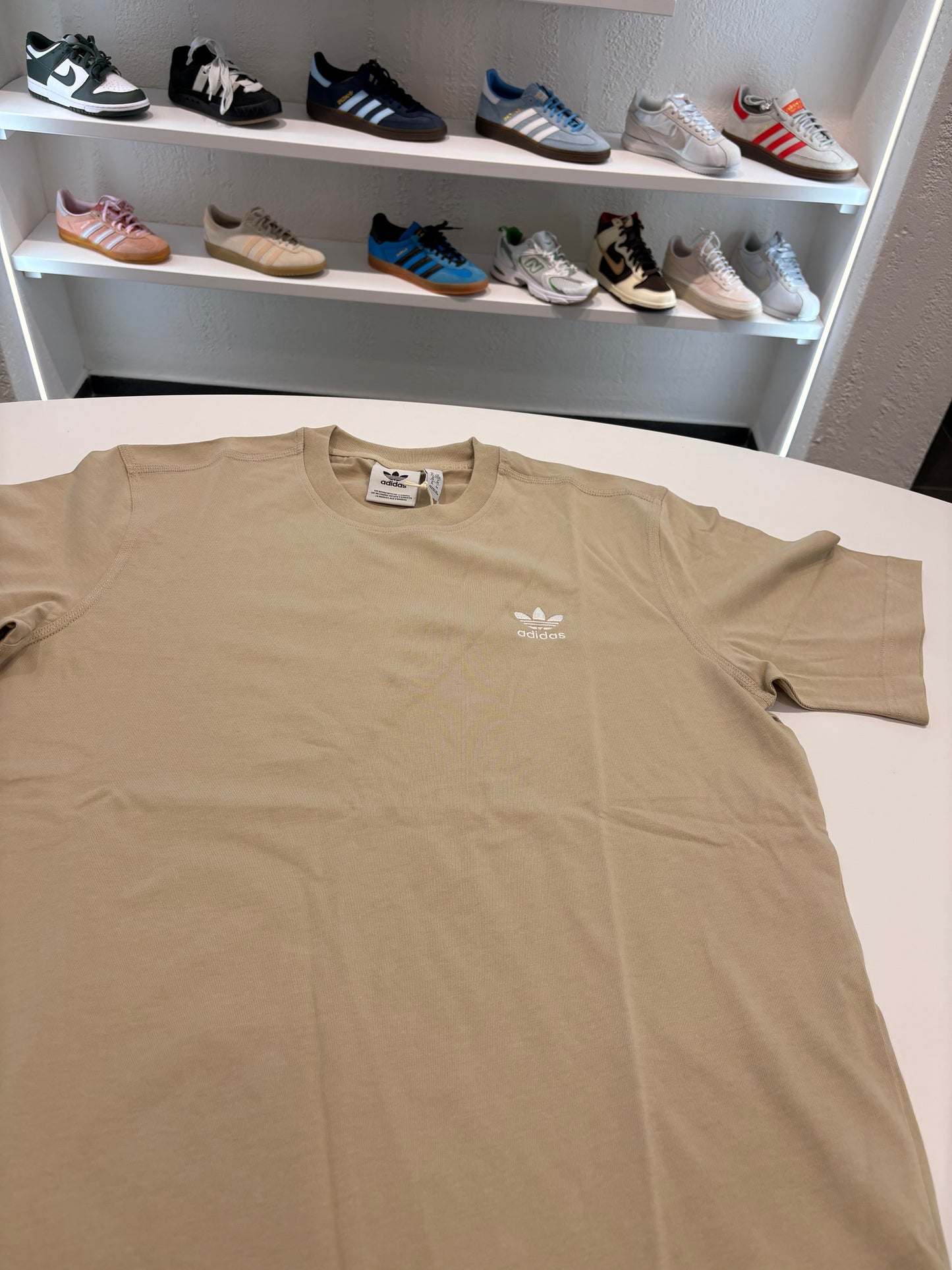 T-shirt Adidas ORIGINALS beige