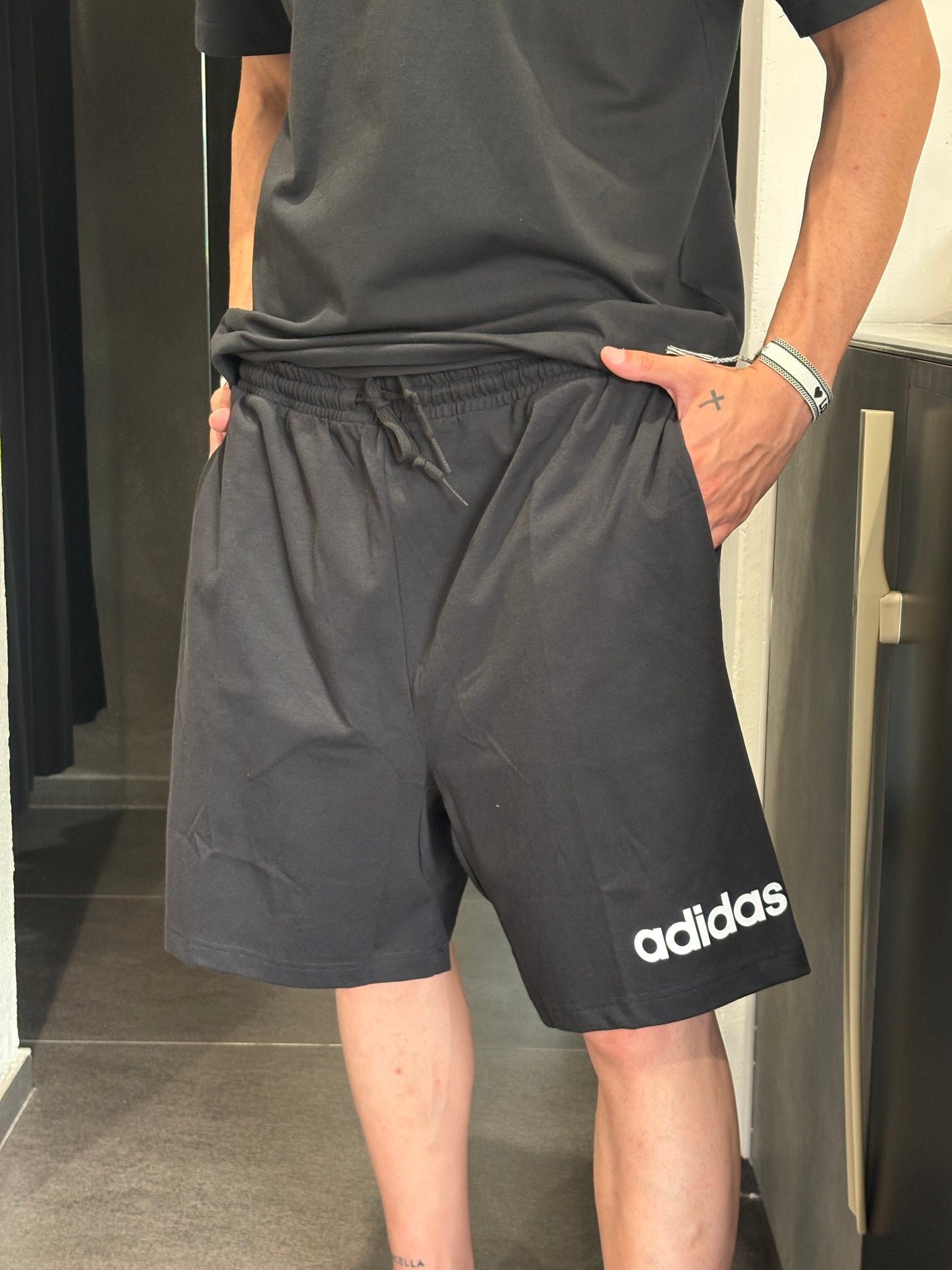 Bermuda Adidas