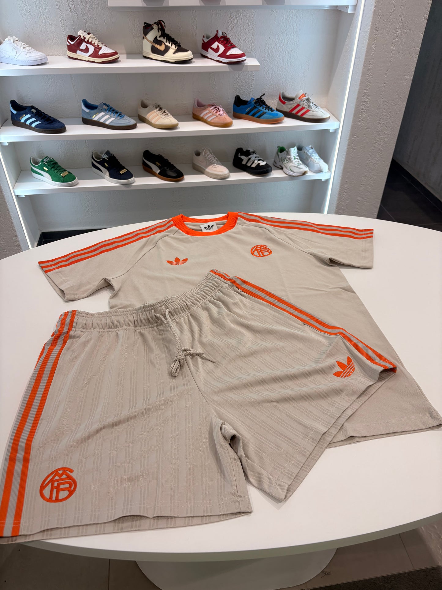 Completino Bayern munich FC ORIGINALS