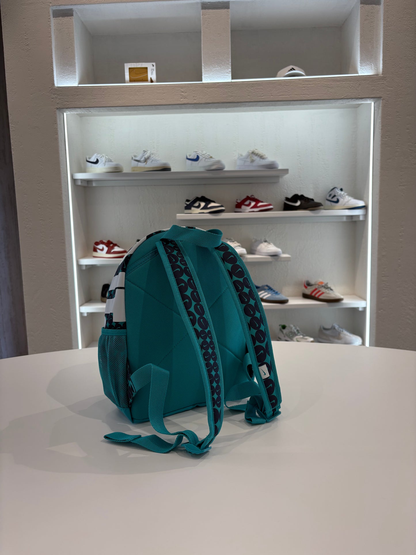 Nike Zainetto