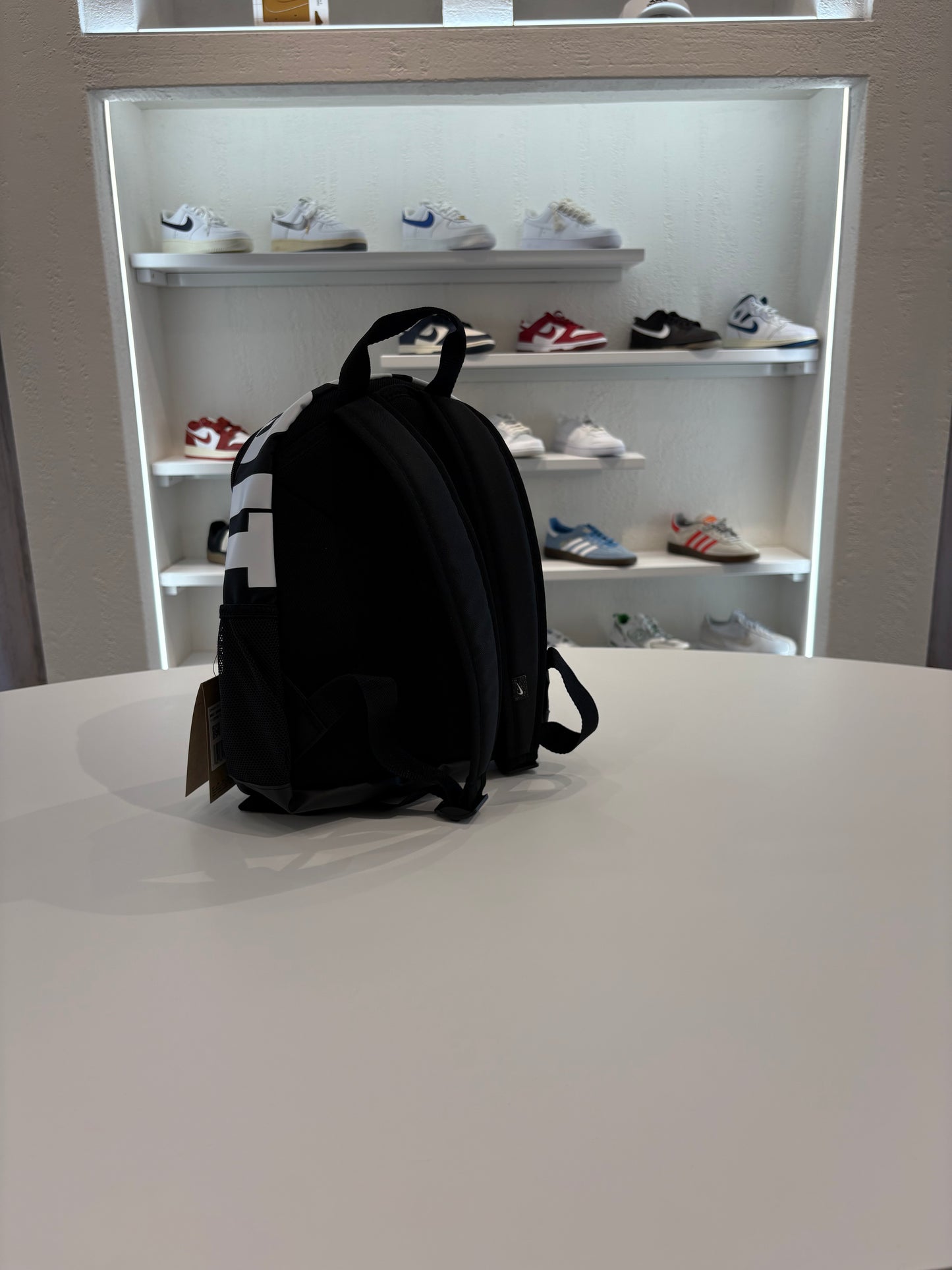 Nike Zainetto