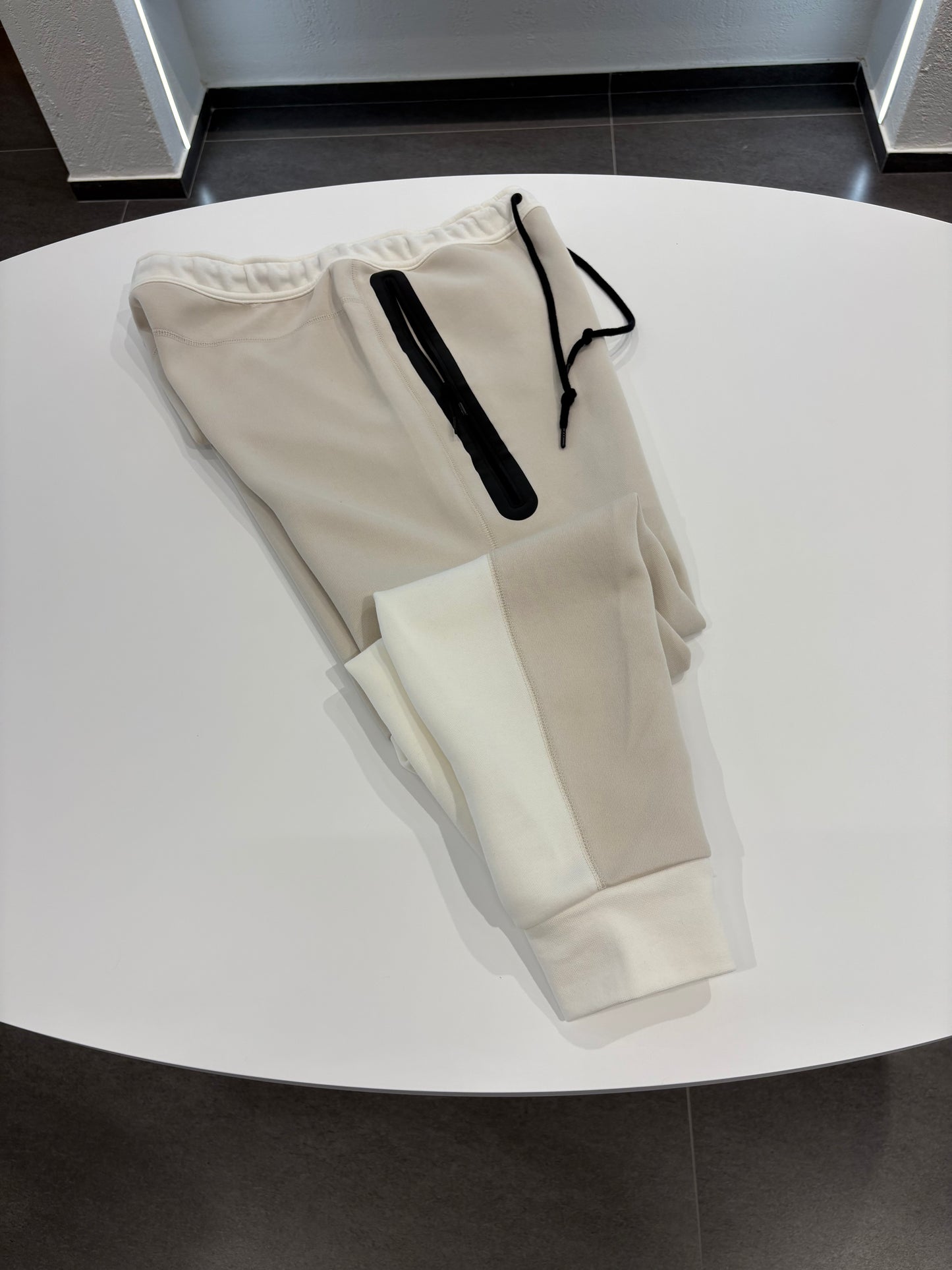 Nike Pantalone Tech