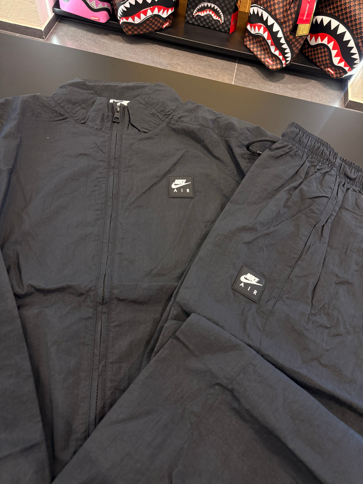 Tuta Nike Air total black tex antivento