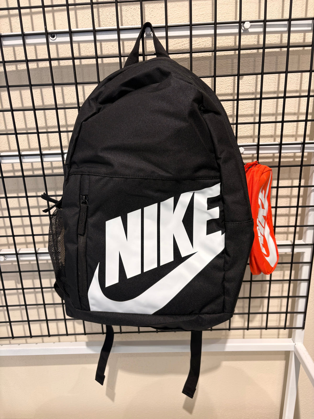 Zaino Nike elemental backpack black con astuccio