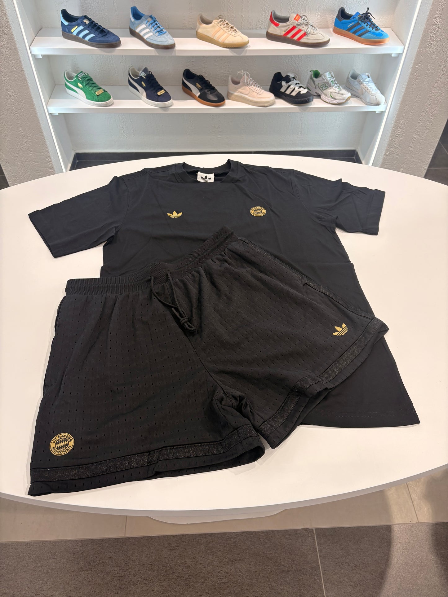 Completino Bayern munich TOTAL black gold