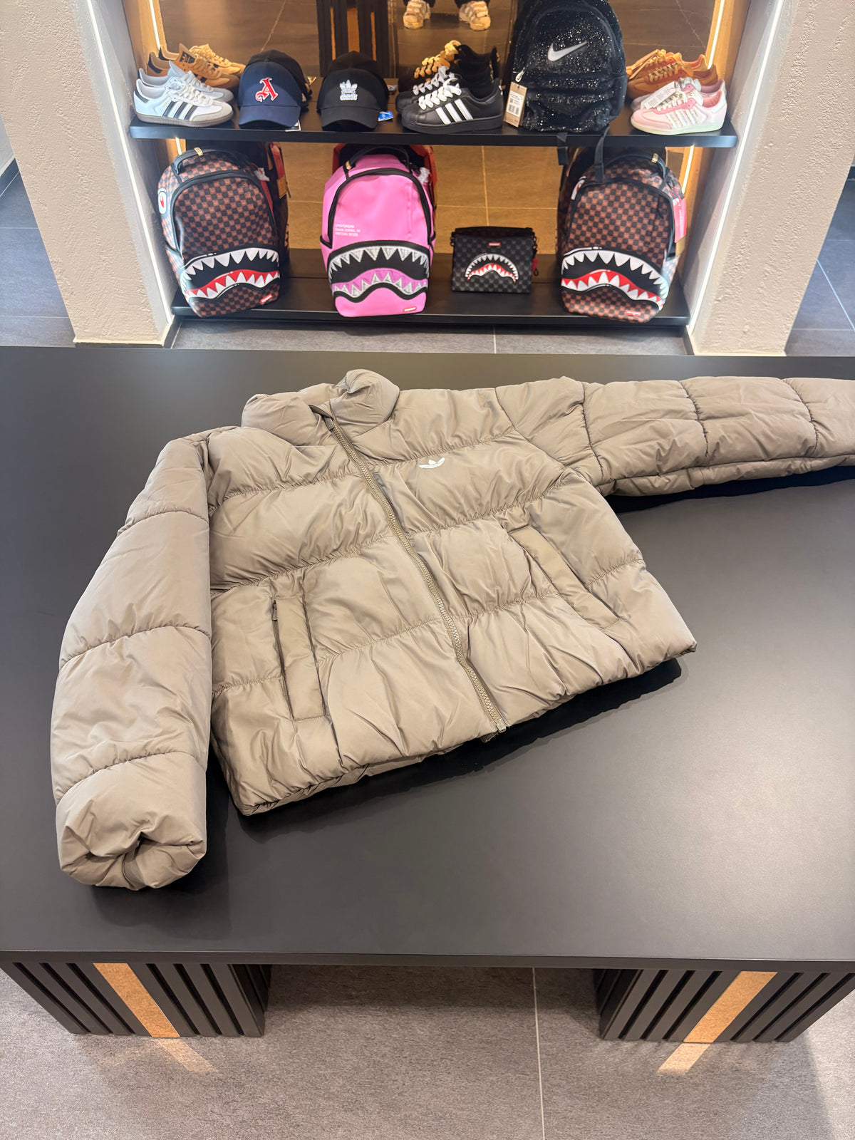 Bomber Adidas short JKT crop khaki
