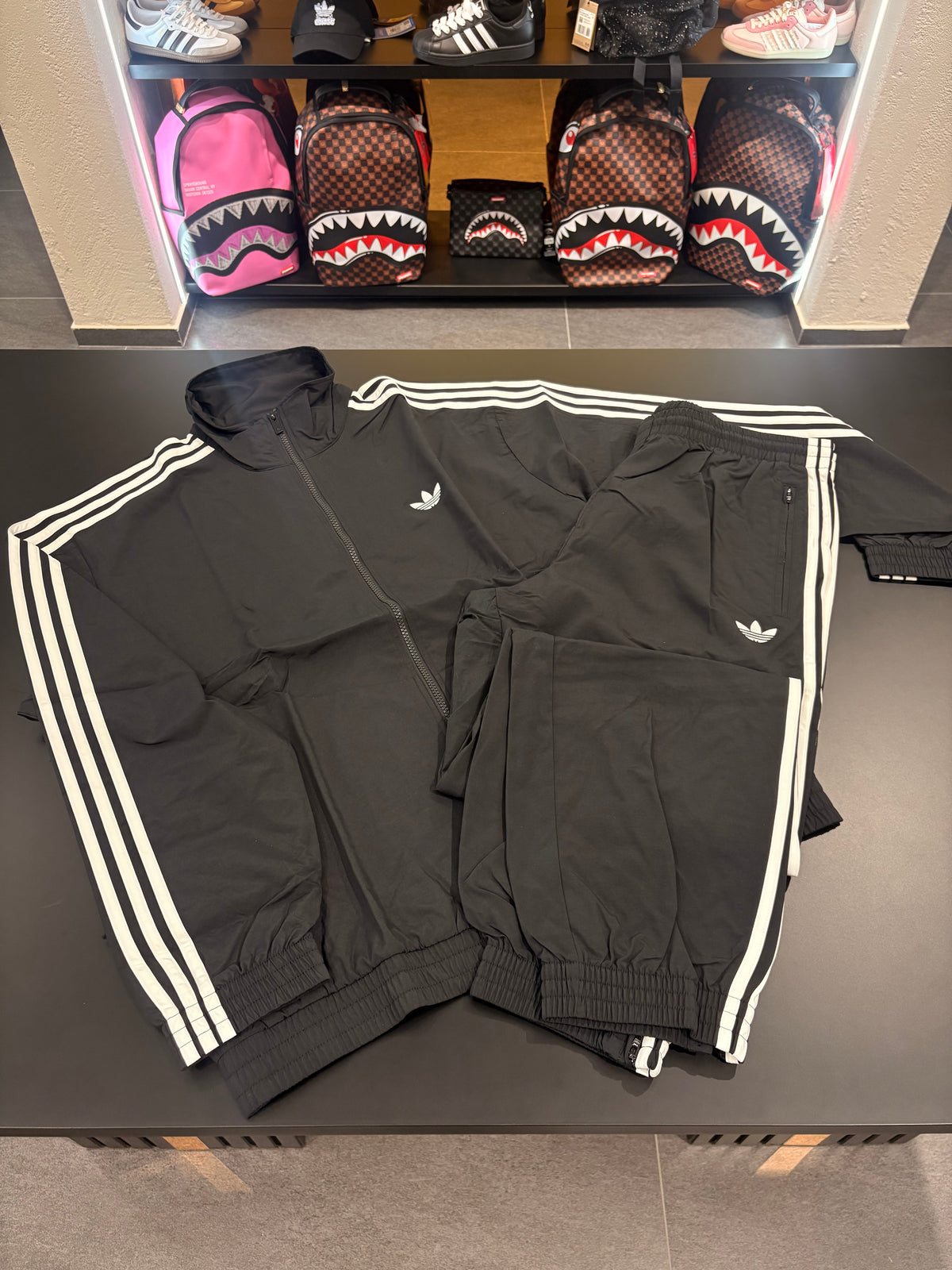 Tuta Adidas firebird woven black 3lines white