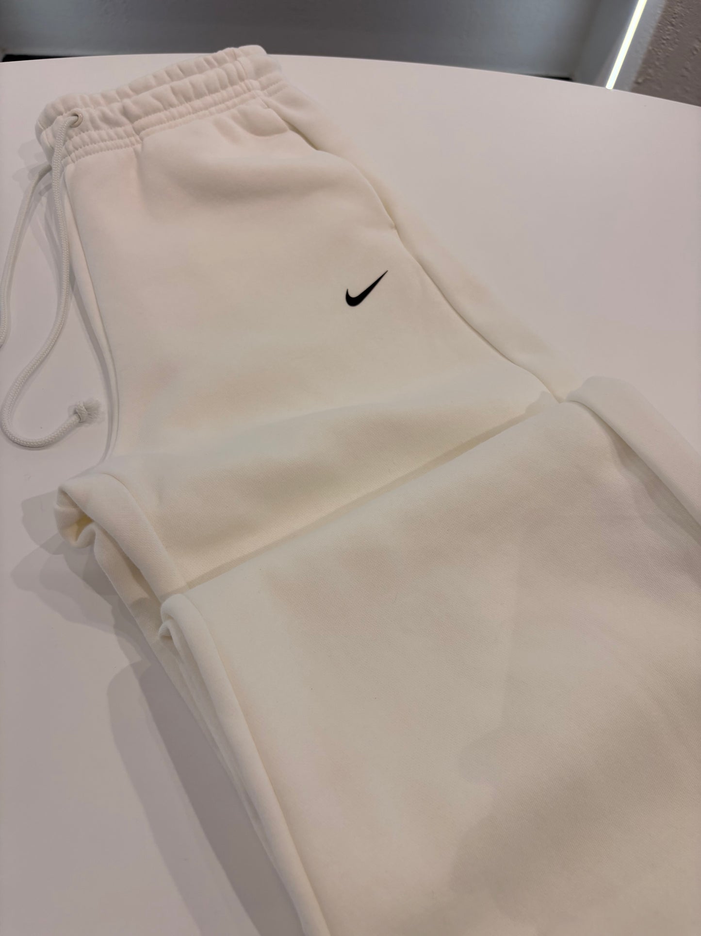 Pantalone Nike fondo largo