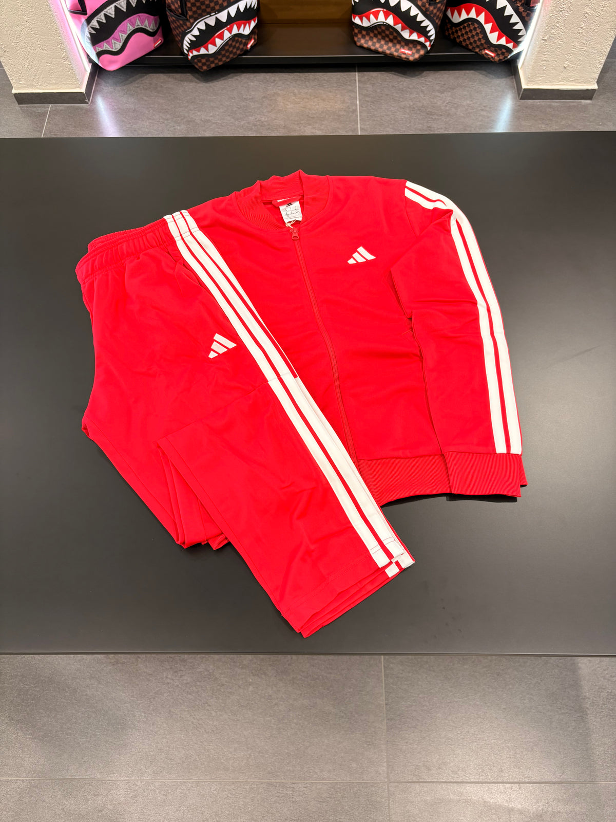 Tuta Adidas essential Red donna