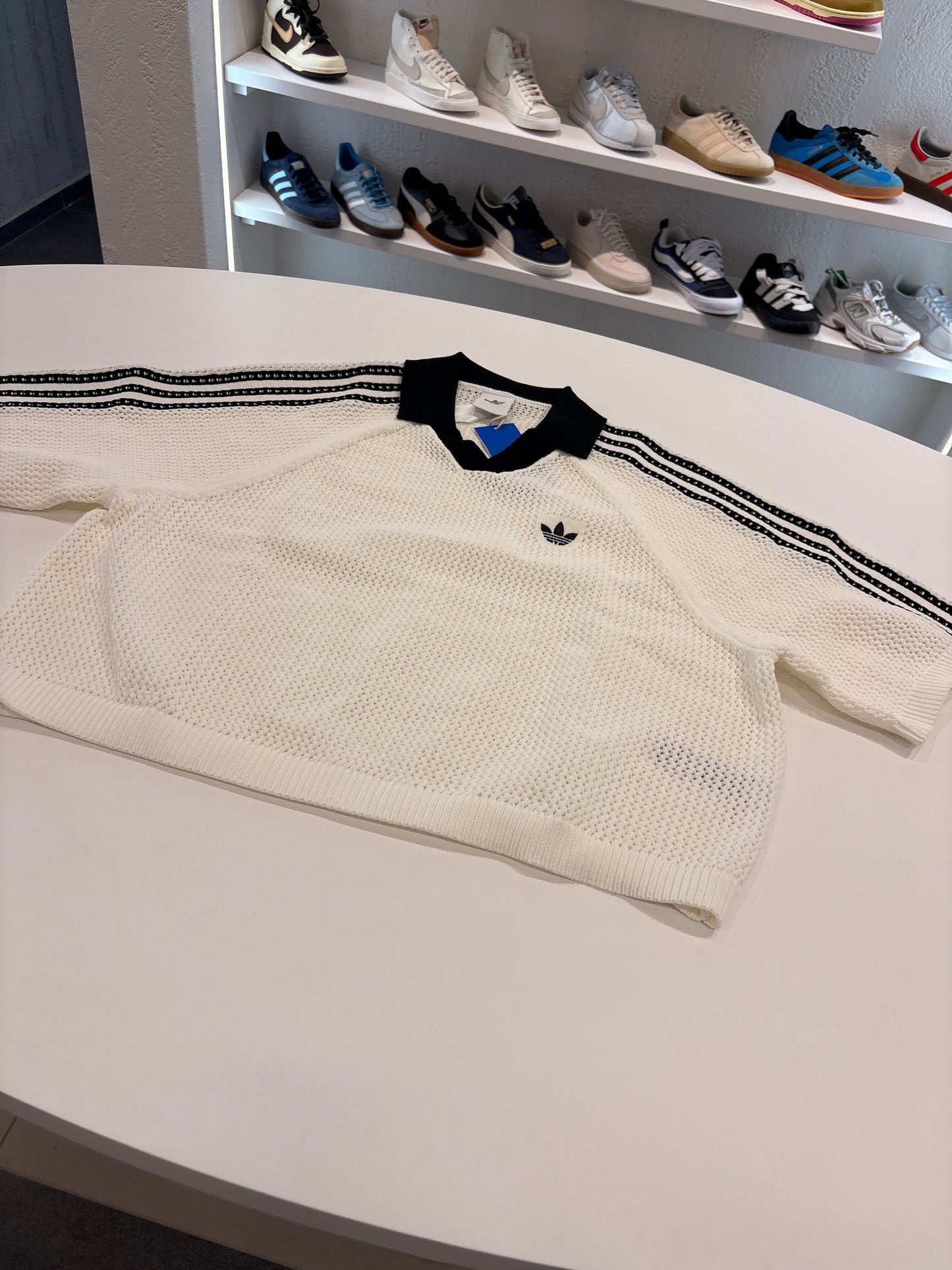 Polo traforata Adidas bianca