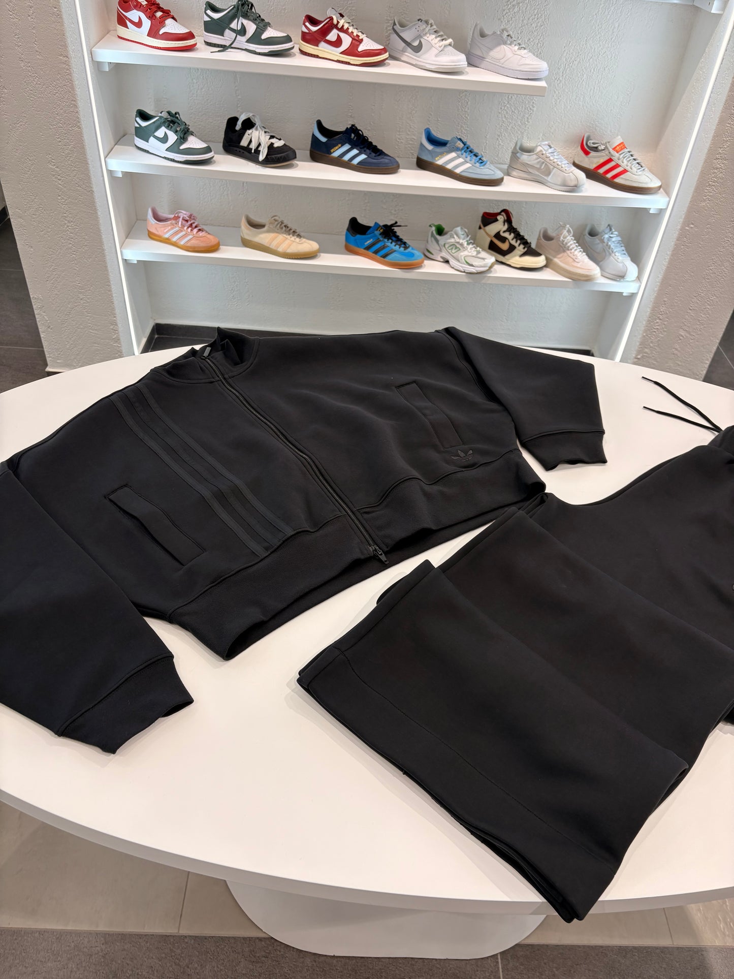 Tuta Adidas TOTAL black fondo largo