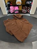 Tuta Nike oversize x zip marrone