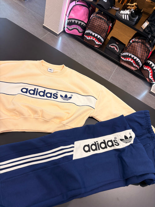 Tuta Adidas crop adiSignature fondo largo donna