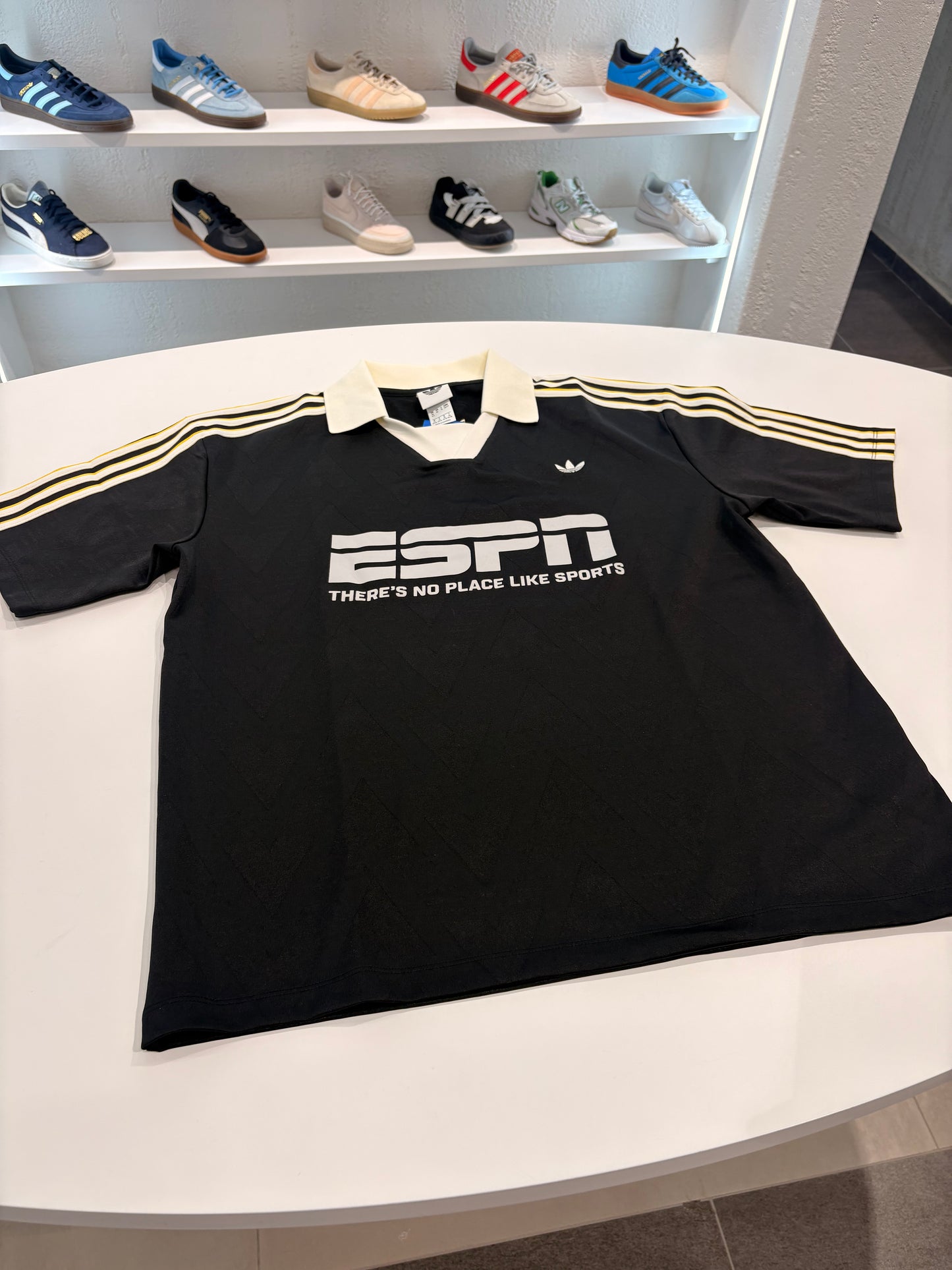 Polo oversize Adidas TOTAL black