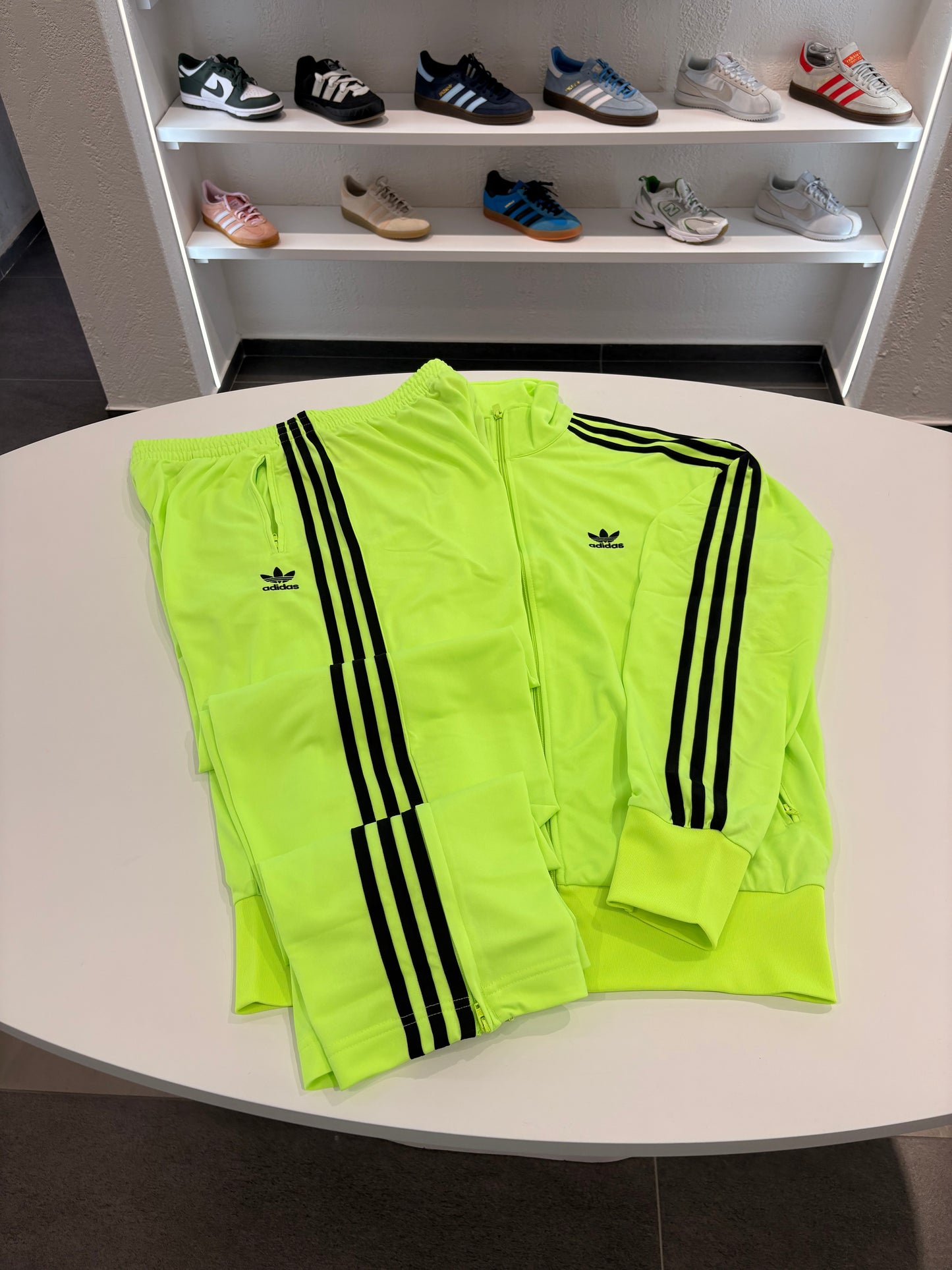 Tuta Adidas Fluo