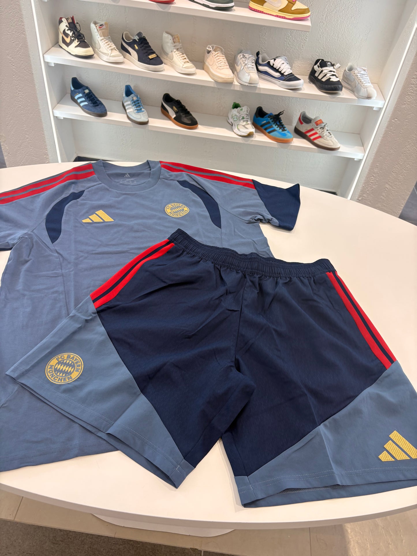 Completino Bayern Monaco