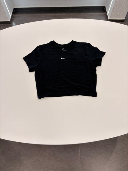 T-shirt Nike crop mezze maniche nere