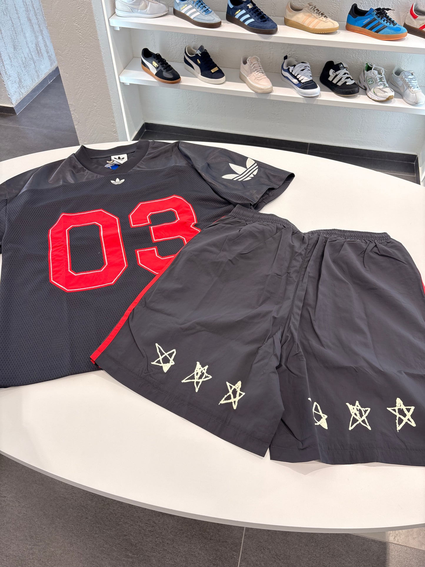 Coordinato Adidas ONE WORLD BLACK/RED