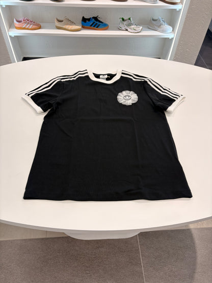 T-shirt Adidas ORIGINALS lace branding
