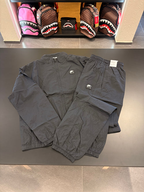 Tuta Nike Air total black tex antivento