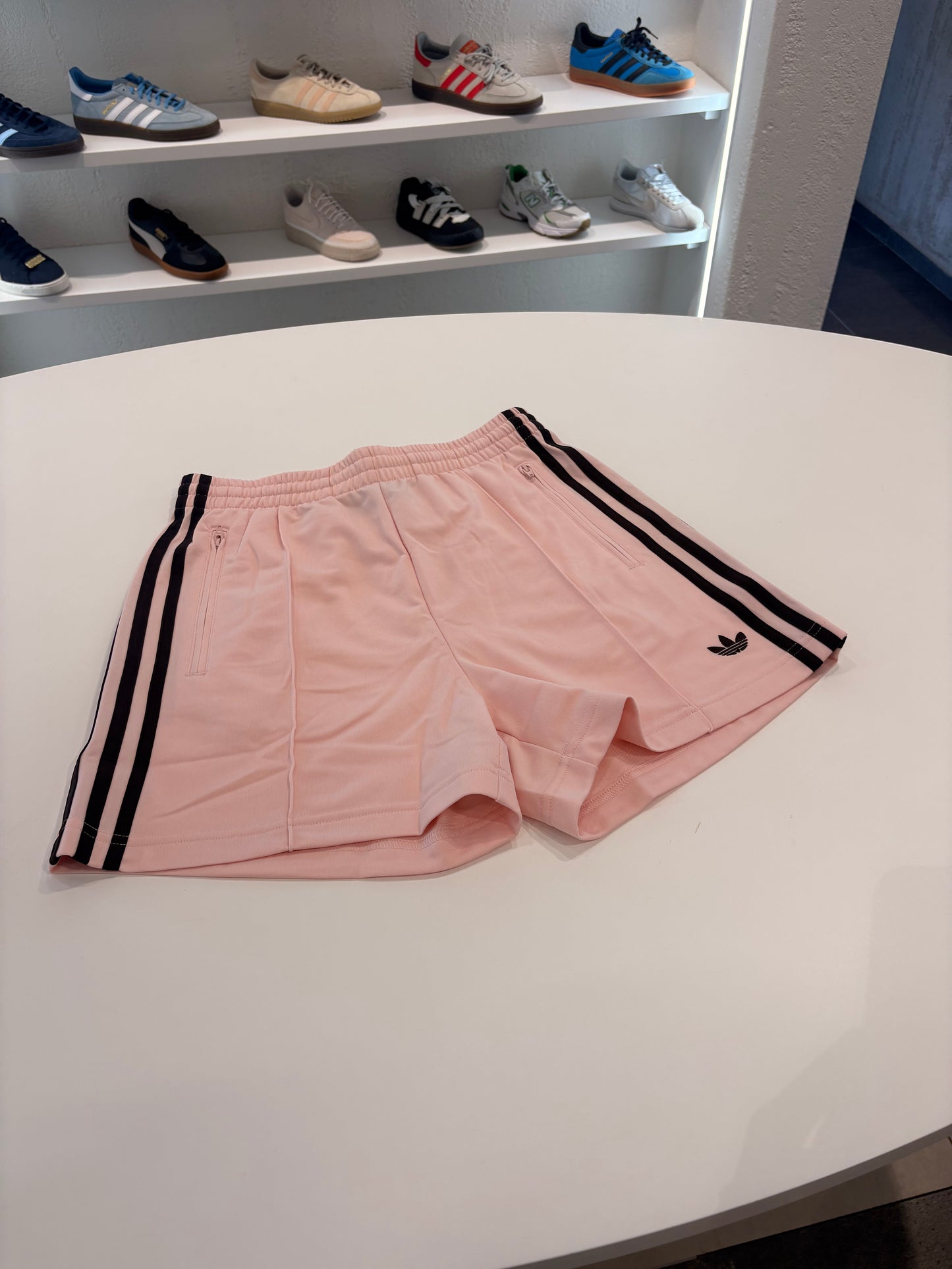 Shorts Adidas pink