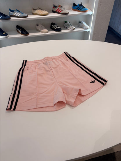Shorts Adidas pink
