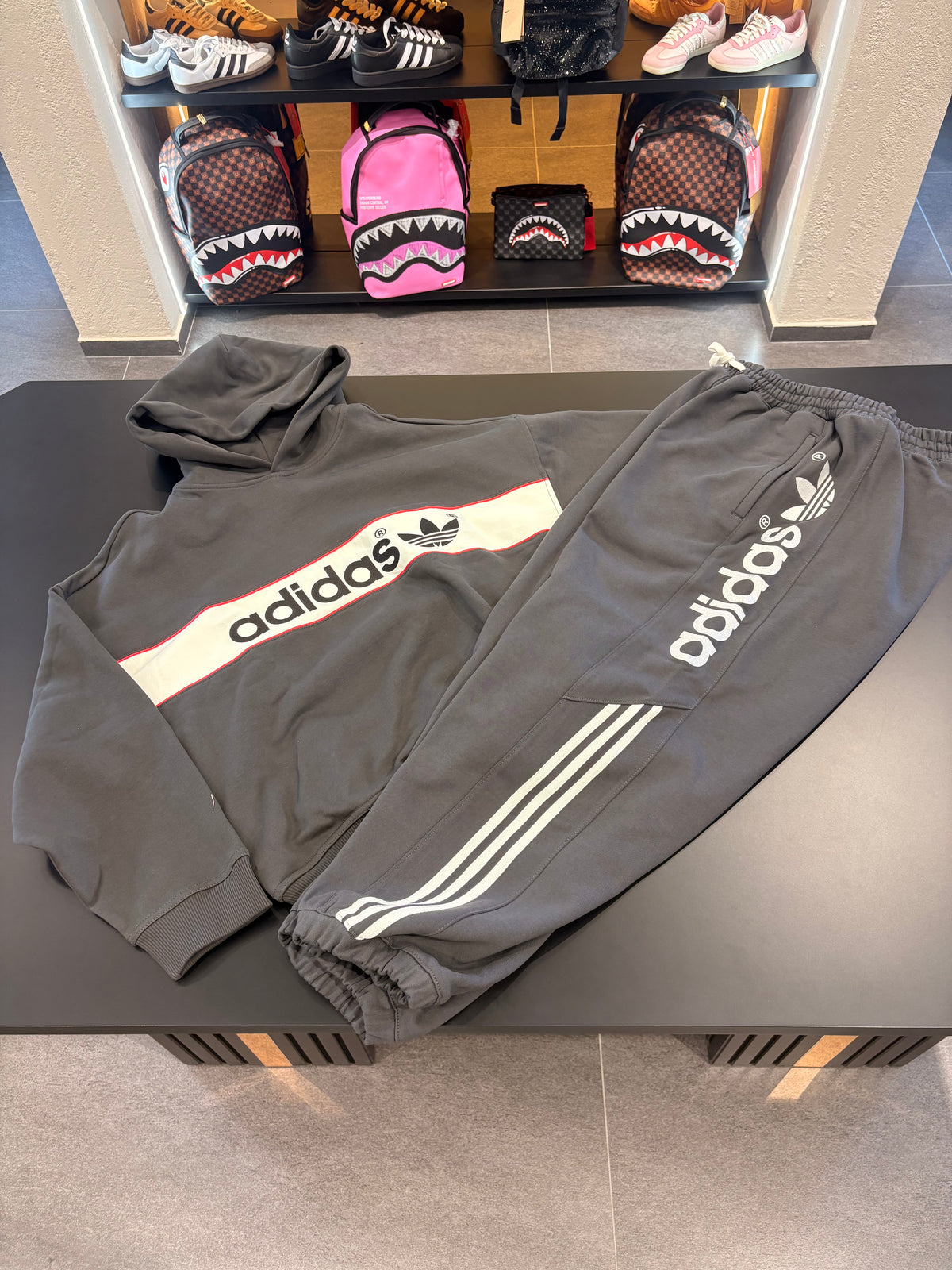 Tuta Adidas New York style cappuccio grey