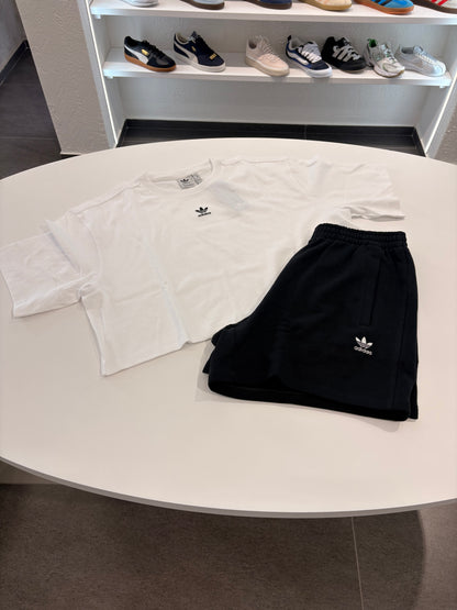 Coordinato Adidas crop essentials