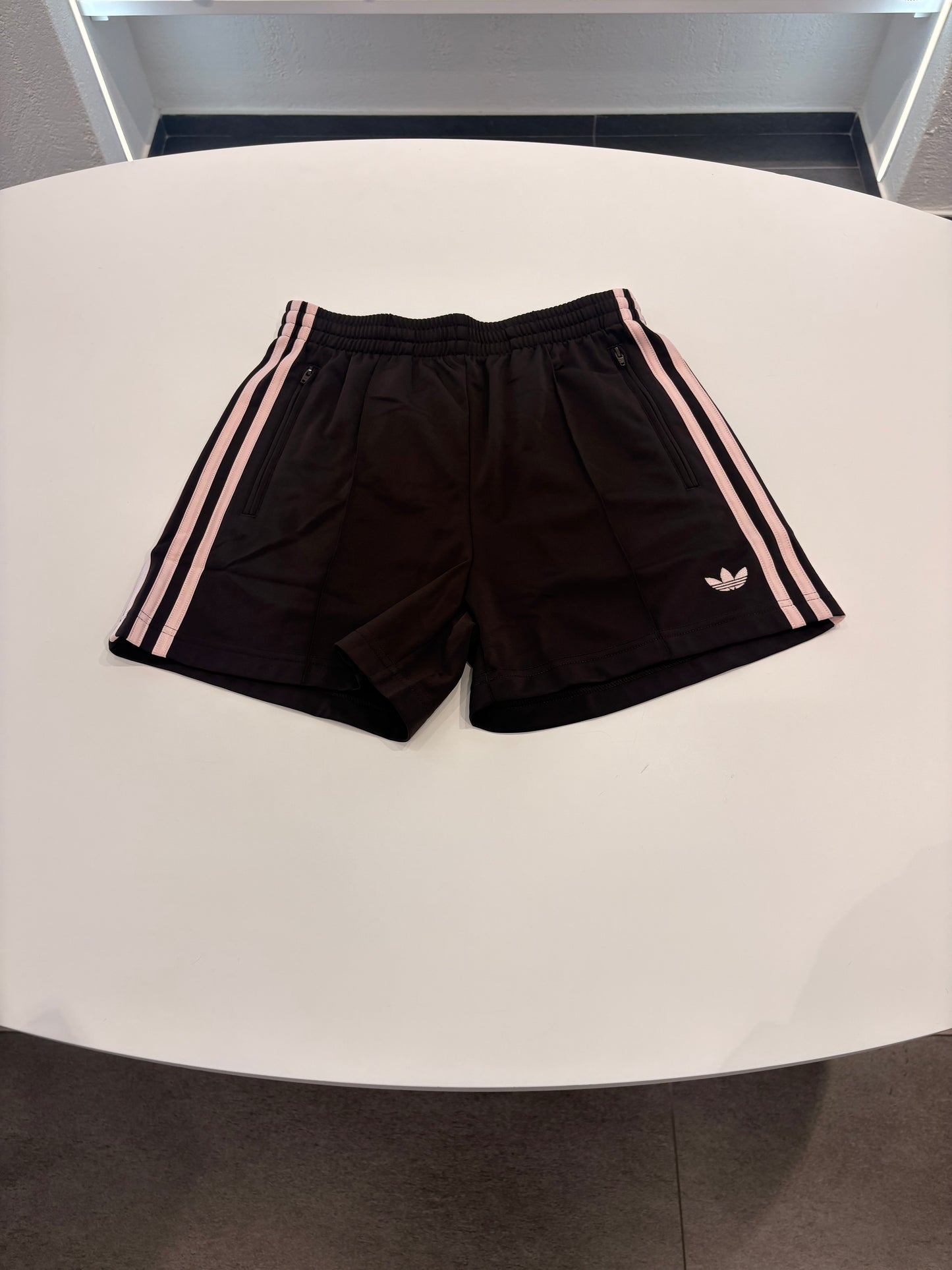 Shorts Adidas brown pink
