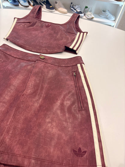 Coordinato gonna/top Adidas in pelle bordeaux