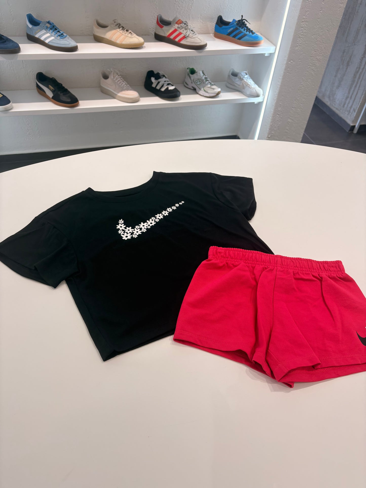 Coordinato Nike baby floreal