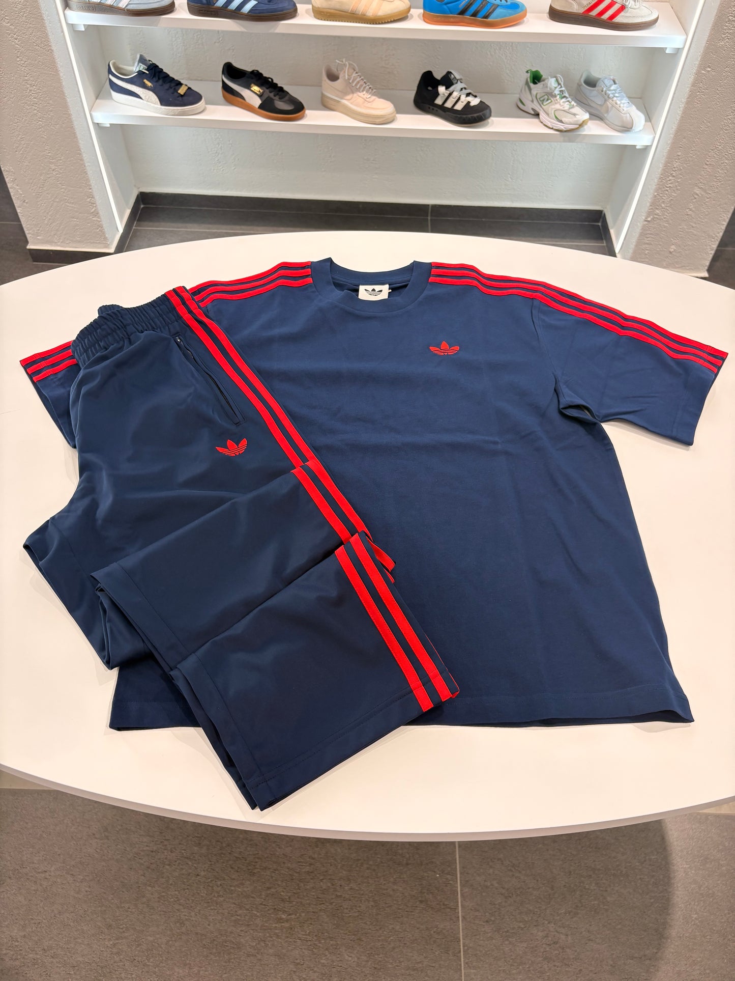 Coordinato Adidas blue/red