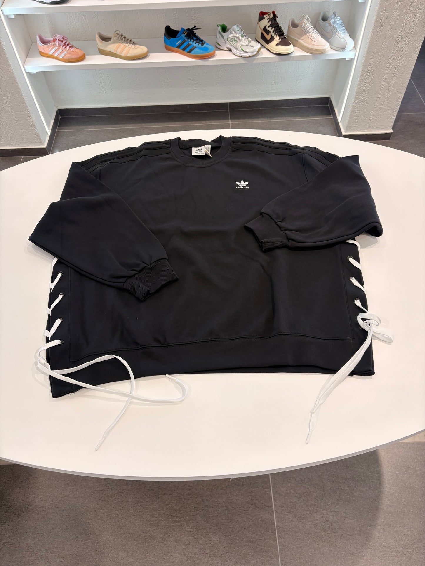 Felpa Adidas laced crew