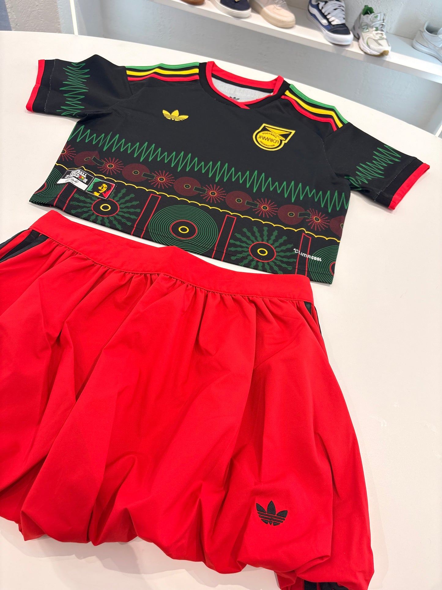 Coordinato Adidas X Bob Marley by REVENGE