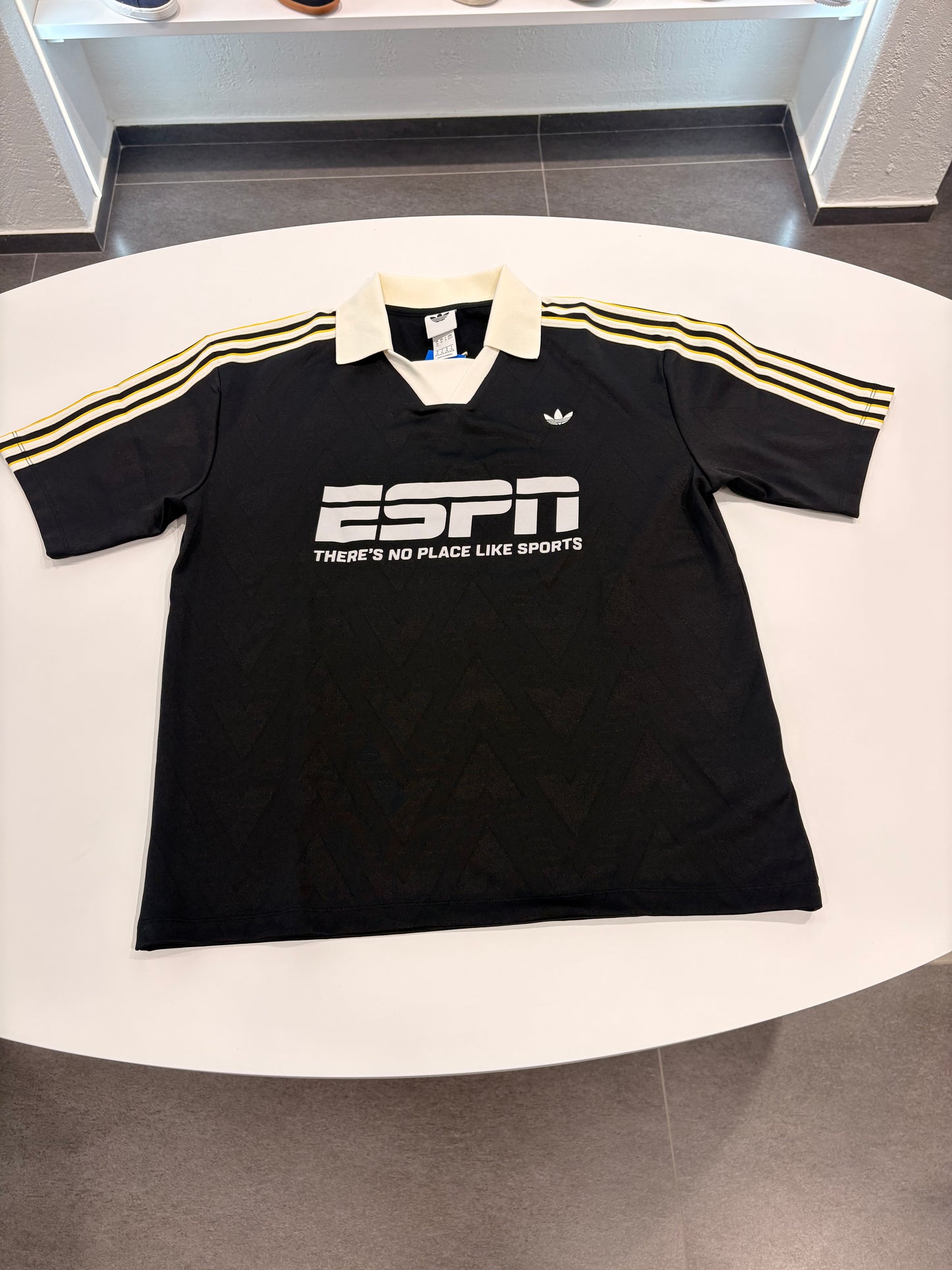 Polo oversize Adidas TOTAL black