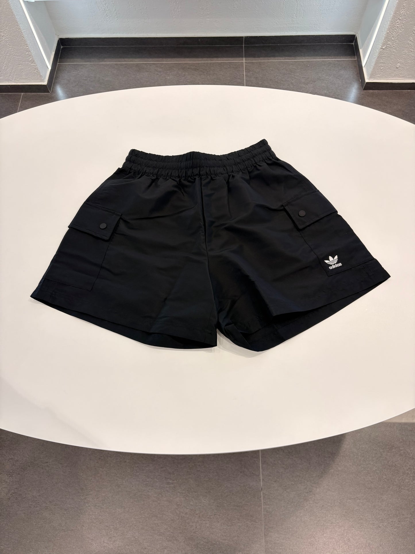 Cargo Adidas essentials