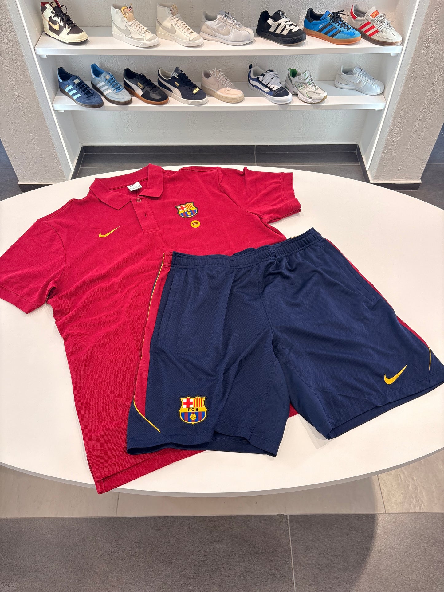 Completino Nike X Barcellona