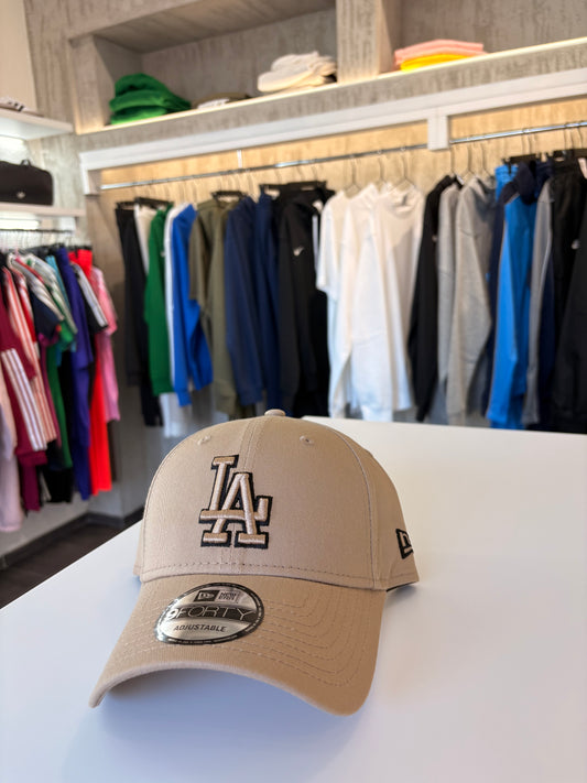 Cappello New Era logo LA
