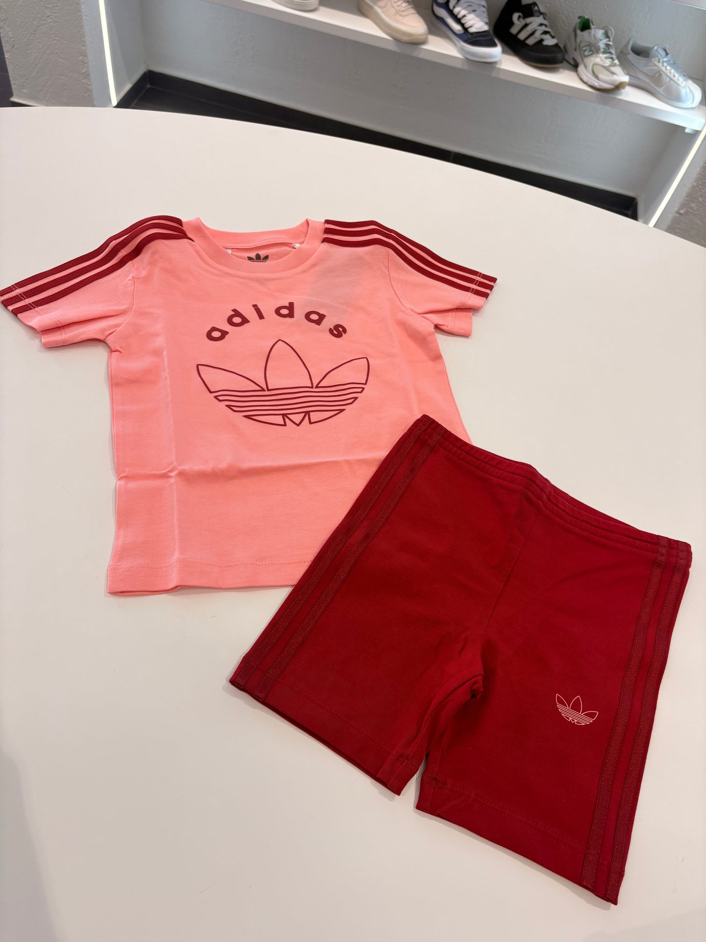 Coordinato Adidas baby rosa/bordeaux