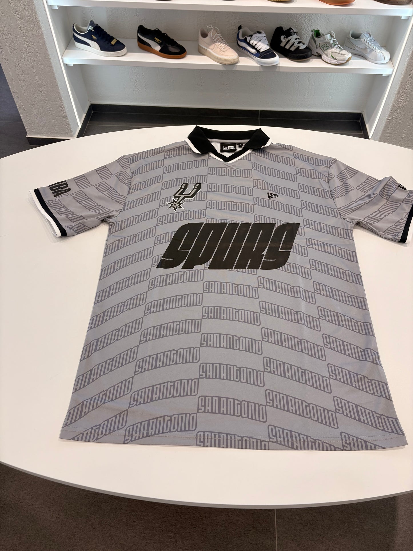 Polo NEWERA San Antonio Spurs