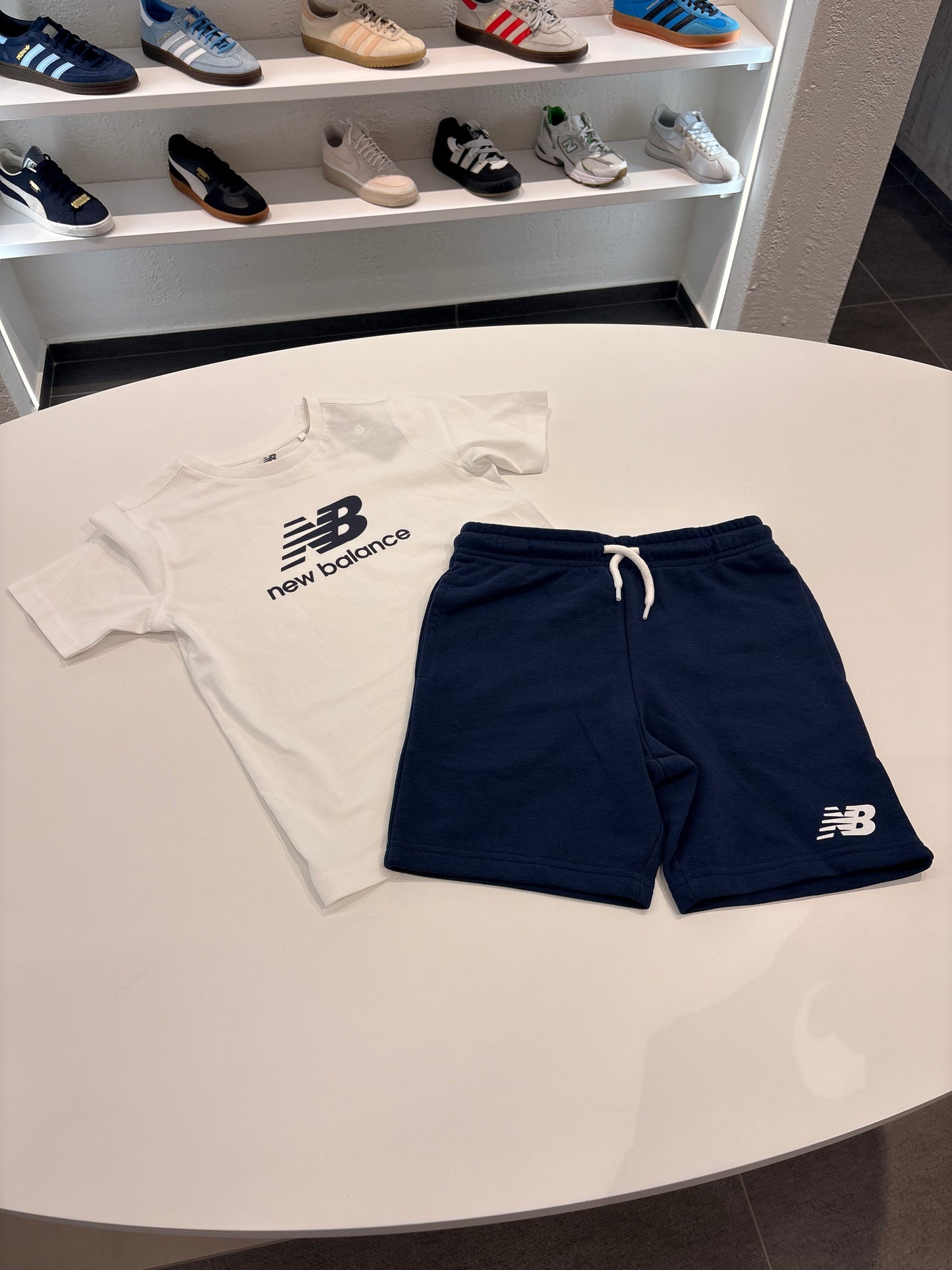 Completino new balance ragazzo