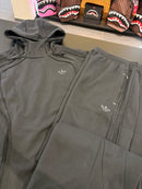 Tuta Adidas uomo total black logo retroriflettente