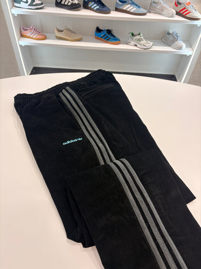Pant velluto nero Adidas