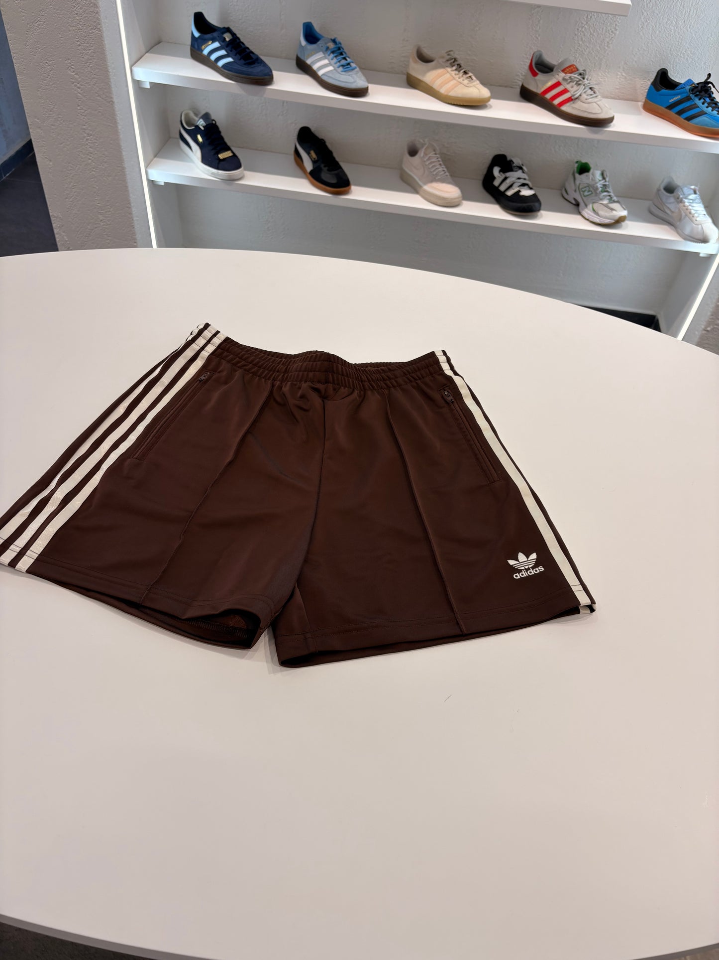Shorts Adidas firebird auburn cream white