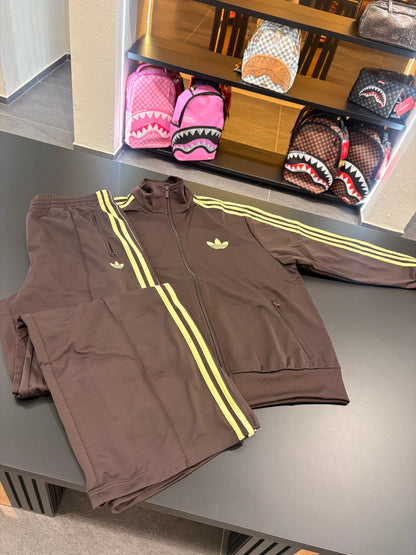 Tuta Adidas firebird brown/yellow