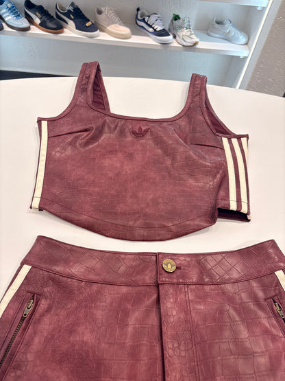 Coordinato gonna/top Adidas in pelle bordeaux